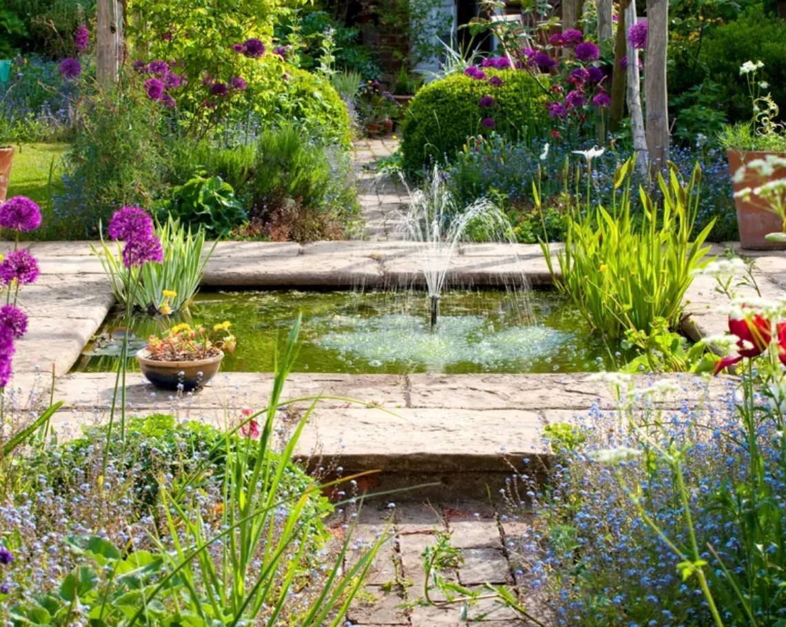 以水为景，以心为境，让水景把宁静引入花园~